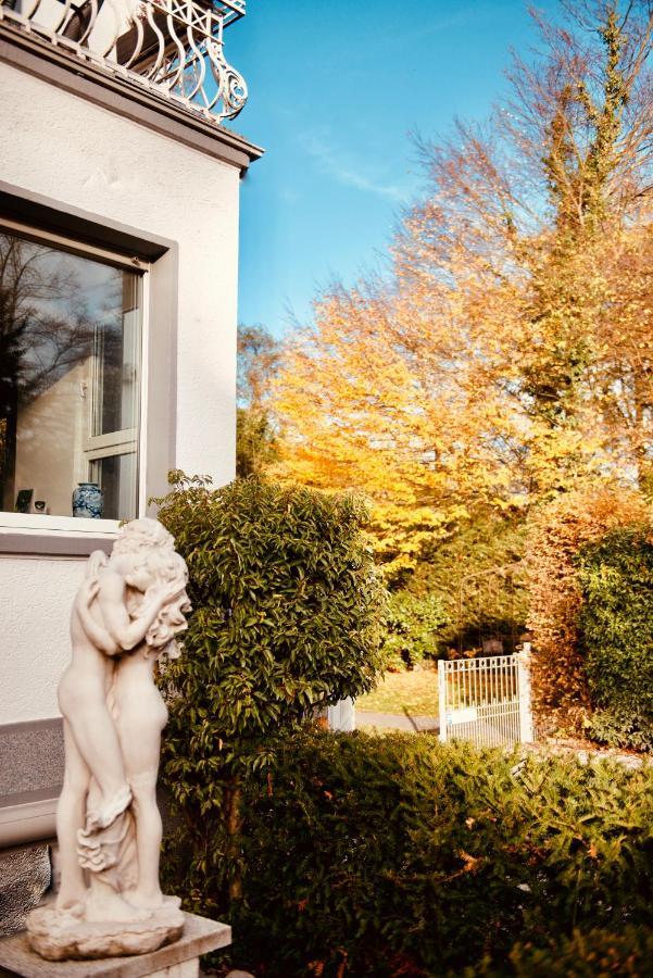Villa Am Suedpark Bad Nauheim Exterior foto